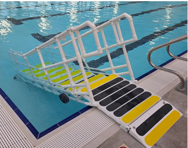 2025 Aquatrek2 ADA steps